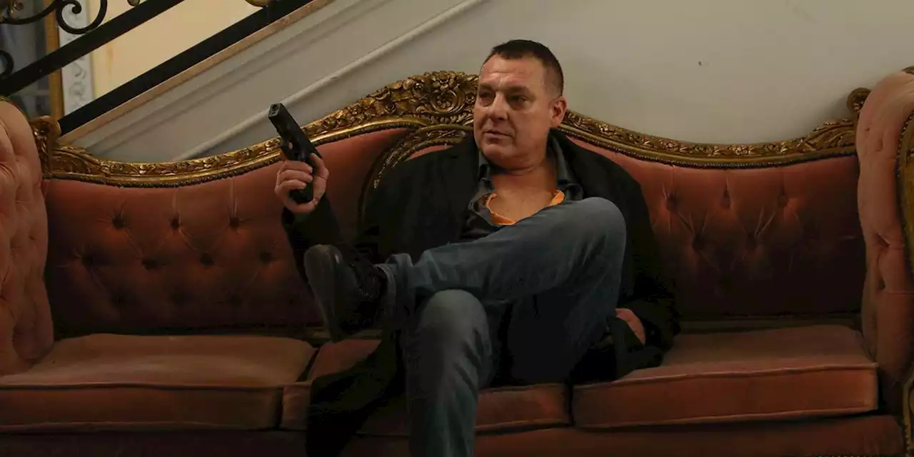 The Legend of Jack and Diane Clip Sees Tom Sizemore Playing A Smartmouth Cop