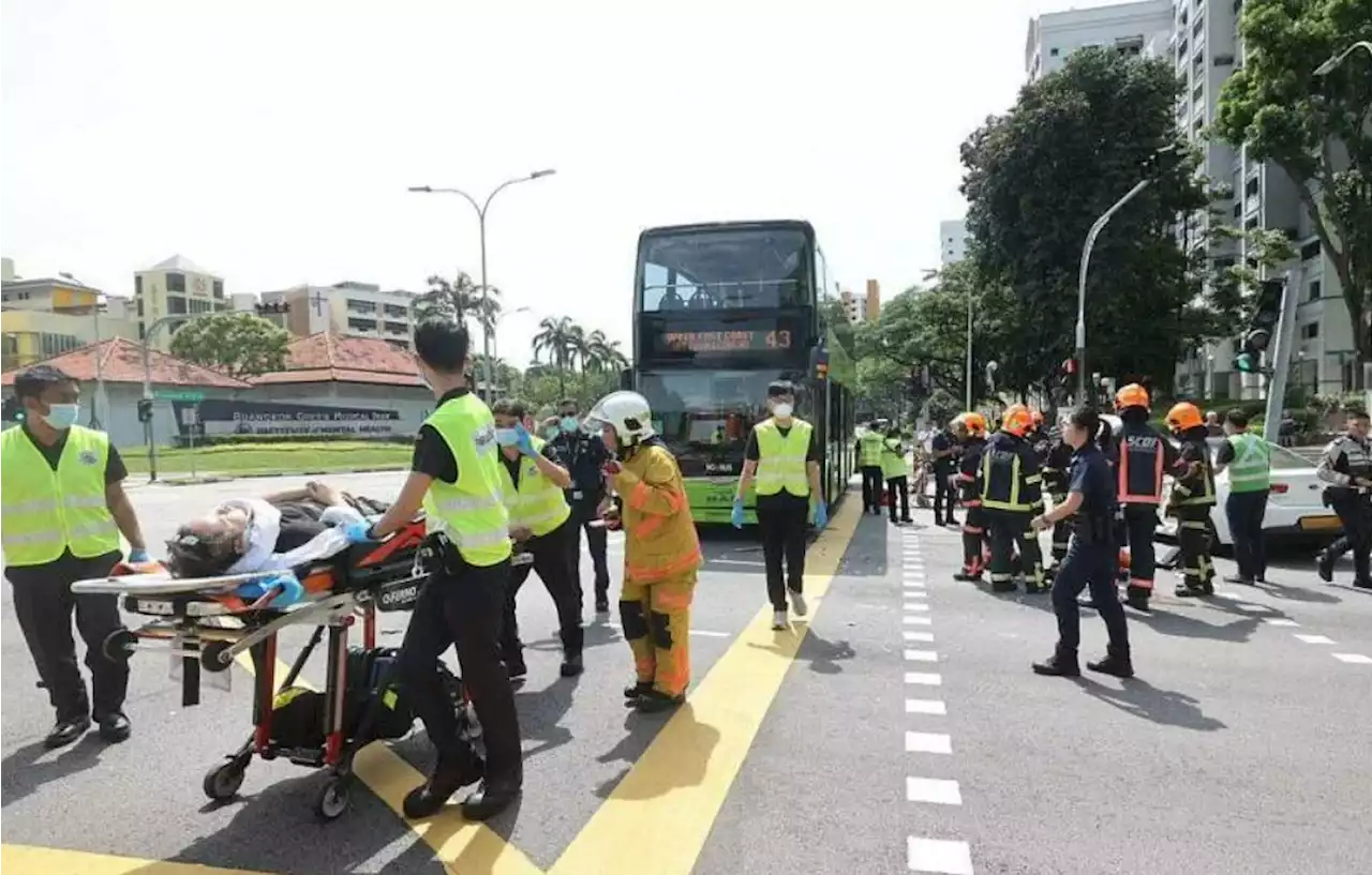 Eight taken to hospital after accident involving bus and car in Hougang