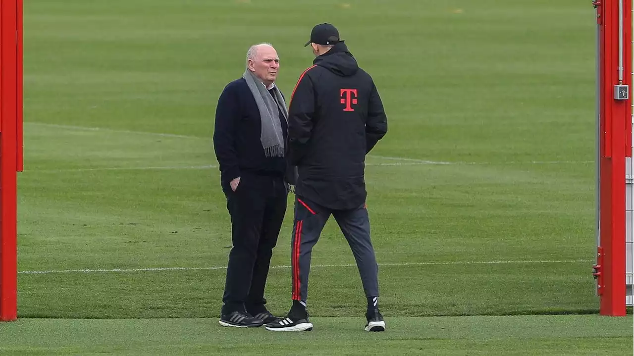 Gespräch mit Thomas Tuchel: Uli Hoeneß taucht überraschend beim Training des FC Bayern auf