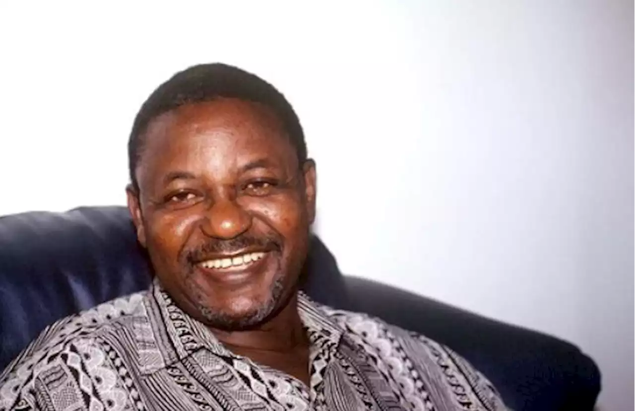 'He added value to journalism' -- Buhari condoles family of Peter Enahoro | TheCable