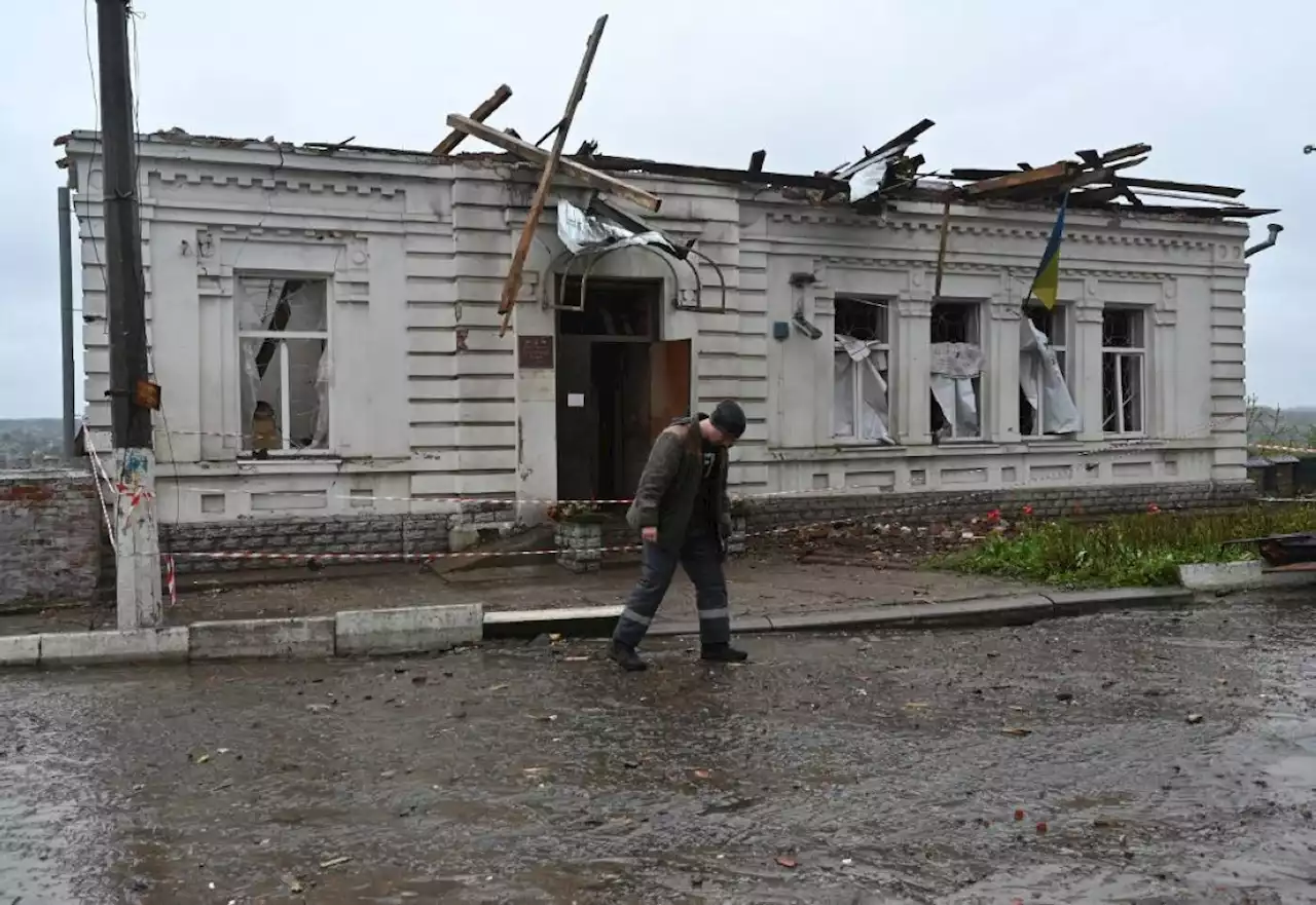 Russian strike on Ukrainian museum leaves 2 dead, 10 hurt