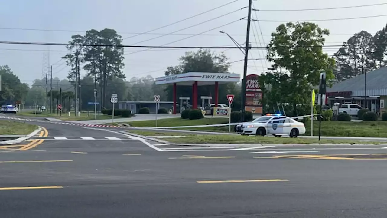 Man returns to Baldwin gas station with ‘assault-style weapon’ after argument, sparking 2 school lockdowns