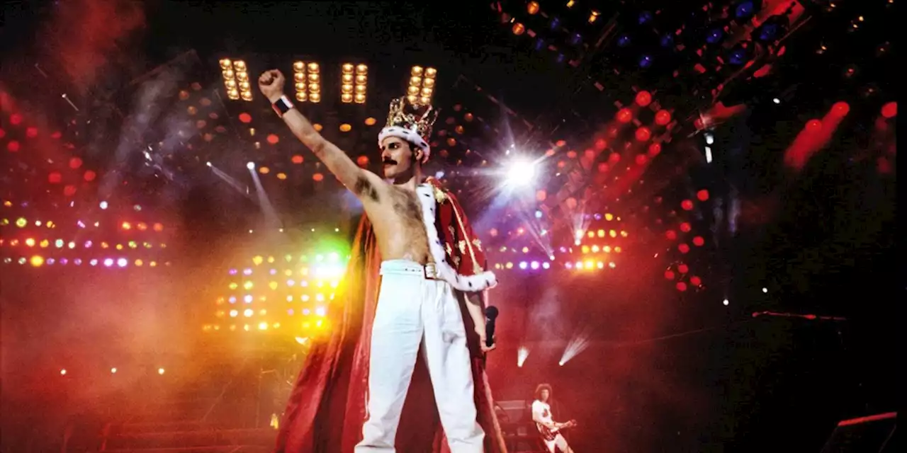 Su corona, su capa, su colección de arte... La exnovia de Freddie Mercury saca a subasta los tesoros personales del cantante de Queen