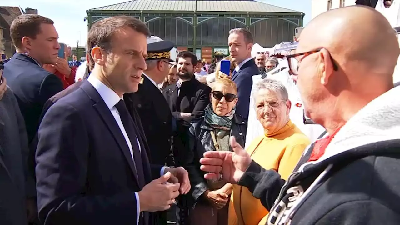 EN DIRECT - Avant l'arrivée d'Emmanuel Macron dans le Doubs, des manifestants présents