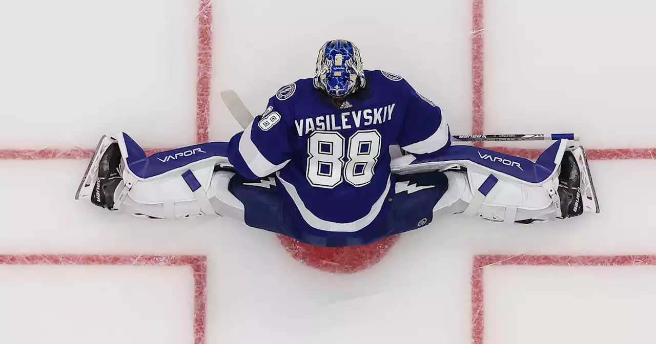 Frustrated Tampa goalie says he needs X-ray glasses to stop Toronto Maple Leafs