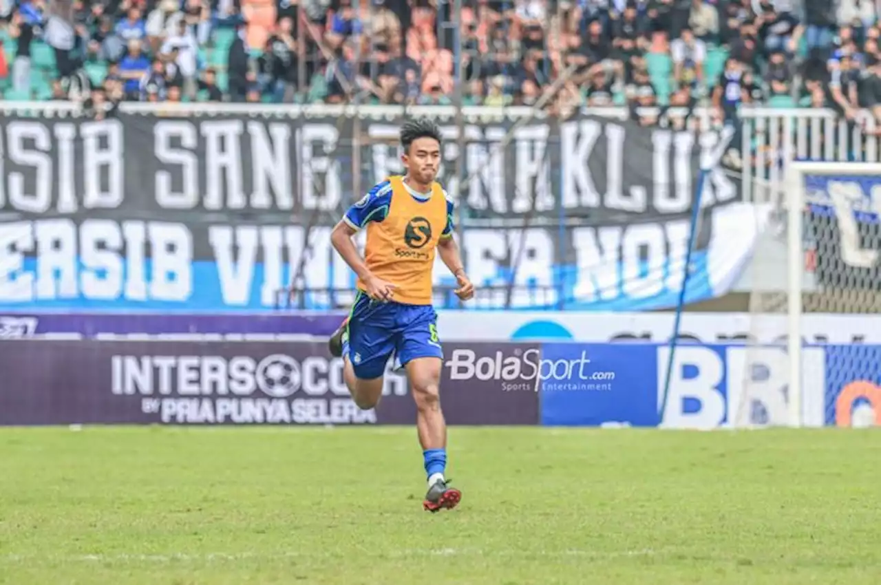 Mulai Diandalkan Luis Milla, Bek Muda Persib Akui Masih Banyak Kekurangan - Bolasport.com