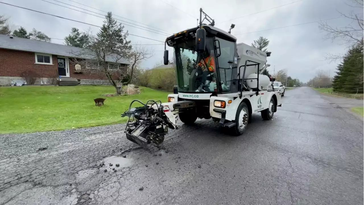 New Python 5000 helps city of Ottawa fill potholes faster