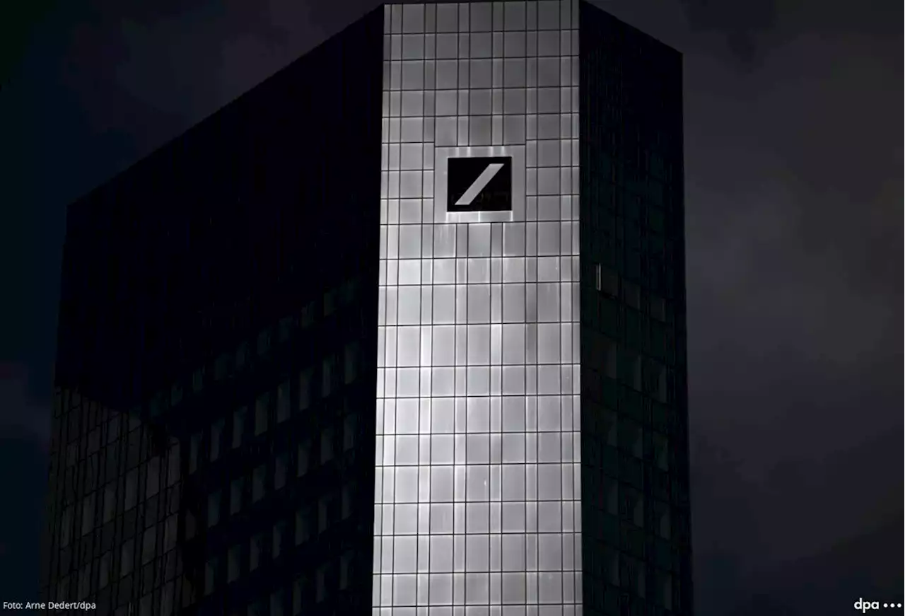 Deutsche Bank überrascht mit Milliardengewinn im Quartal - weitere Sparmaßnahmen