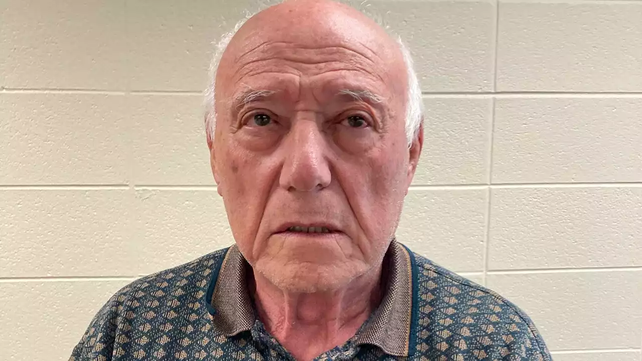 79-year-old Illinois man accused of fatally shooting neighbor in head during argument