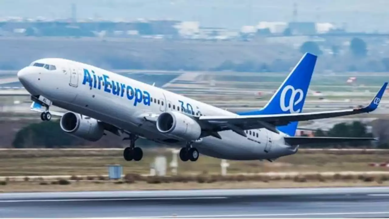 Air Europa avisará por email y teléfono a los afectados por la huelga de pilotos en mayo