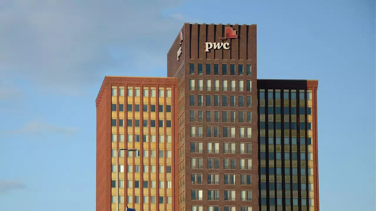 Accounting giant PricewaterhouseCoopers embraces ChatGPT AI, plans $1 billion investment