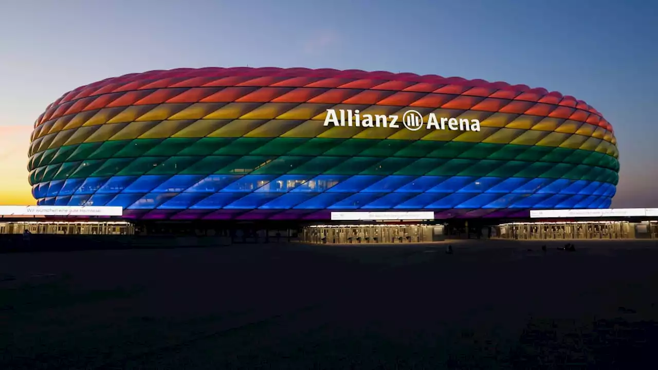 Mehr Stehplätze: FC Bayern baut wohl Allianz-Arena aus