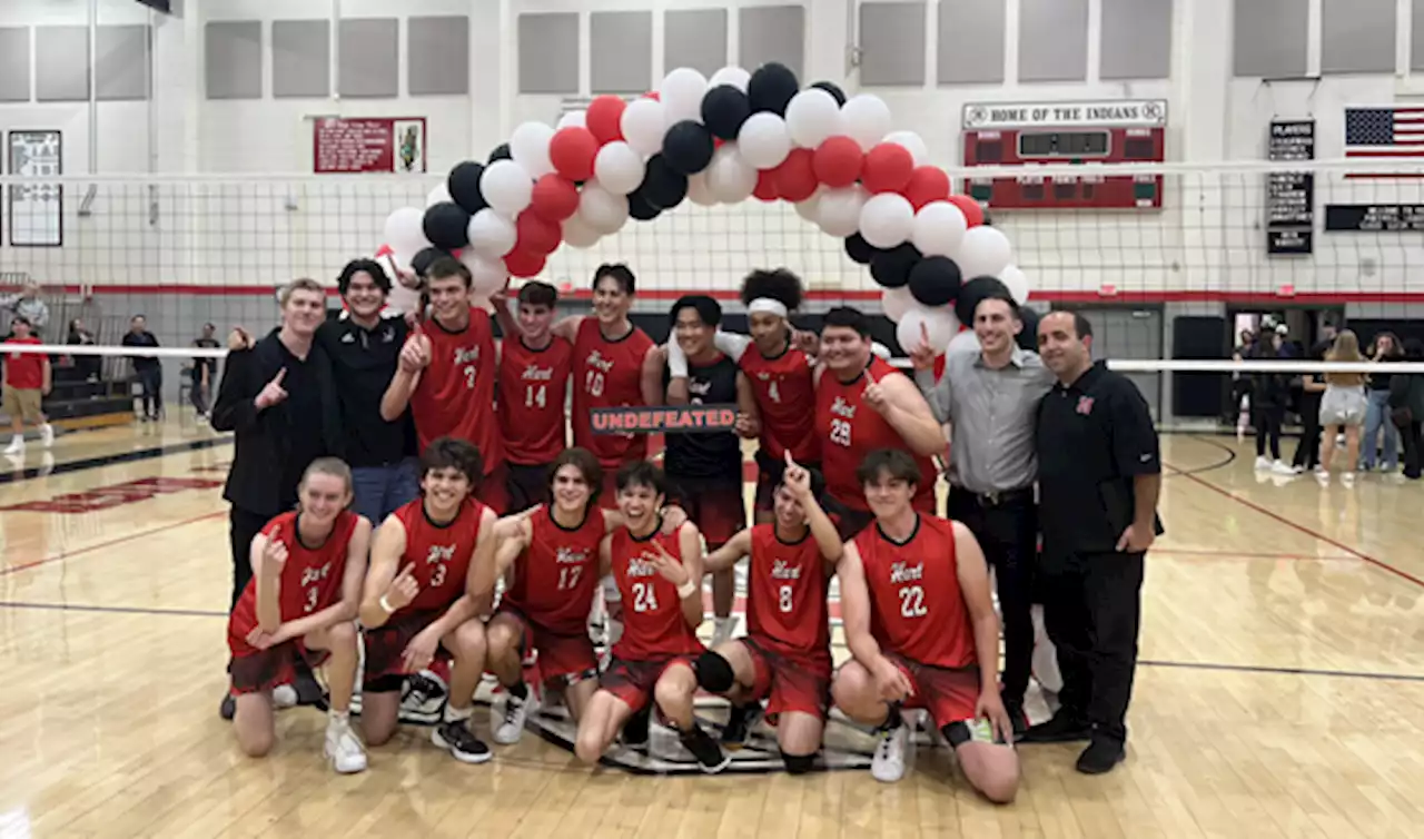 Hart boys volleyball uses mix of experience, talent and yoga to win first league title since 1993