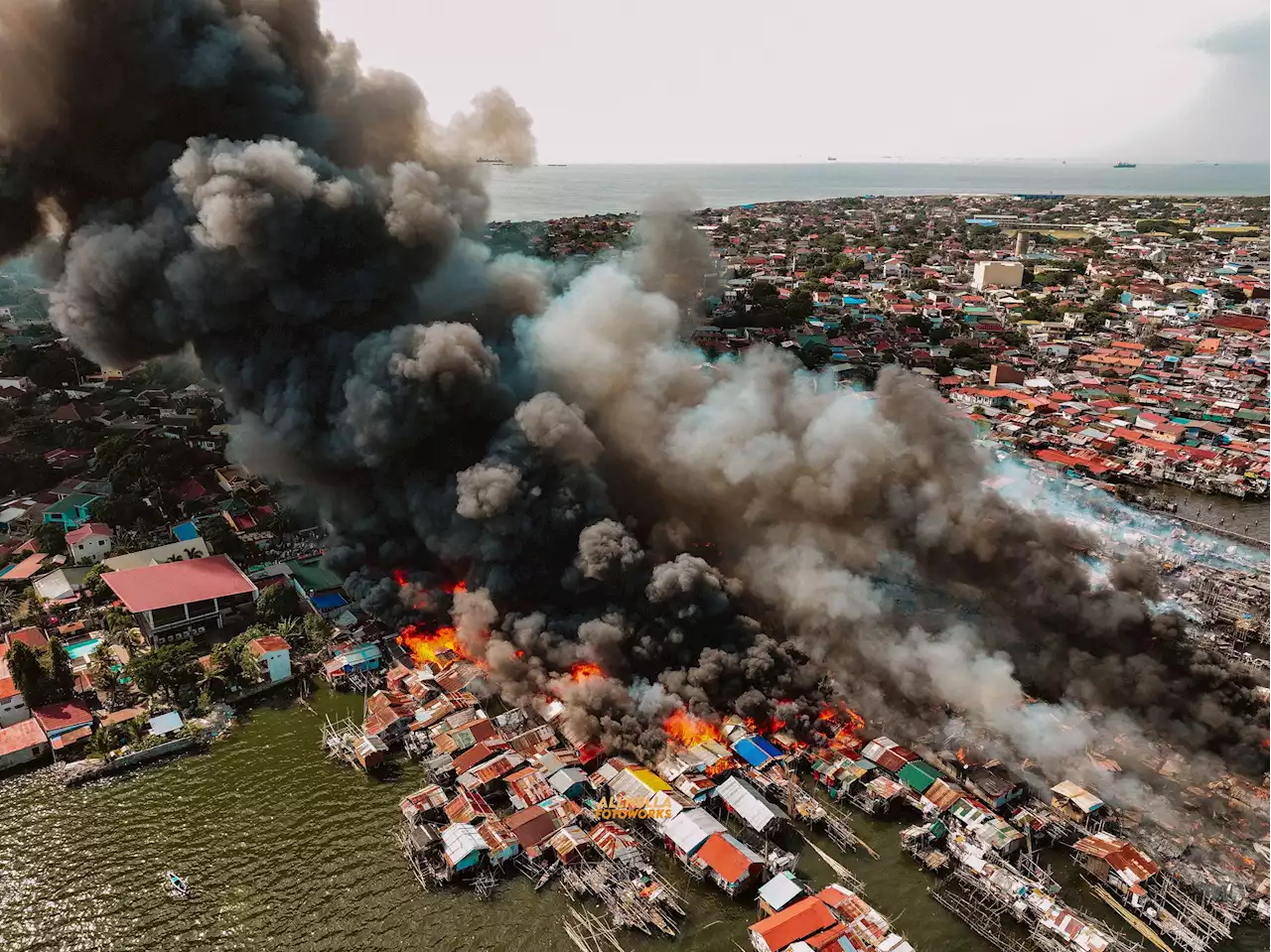 1,000 families displaced by Cavite City fire