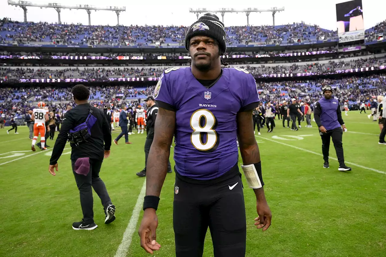 Lamar Jackson, Ravens agree to five-year deal ahead of 2023 NFL Draft