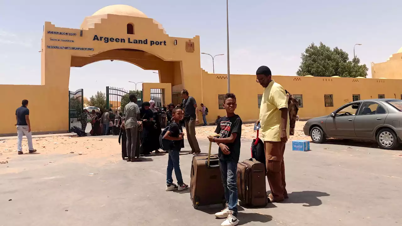 Más de 16.000 personas han llegado a Egipto tras huir de Sudán