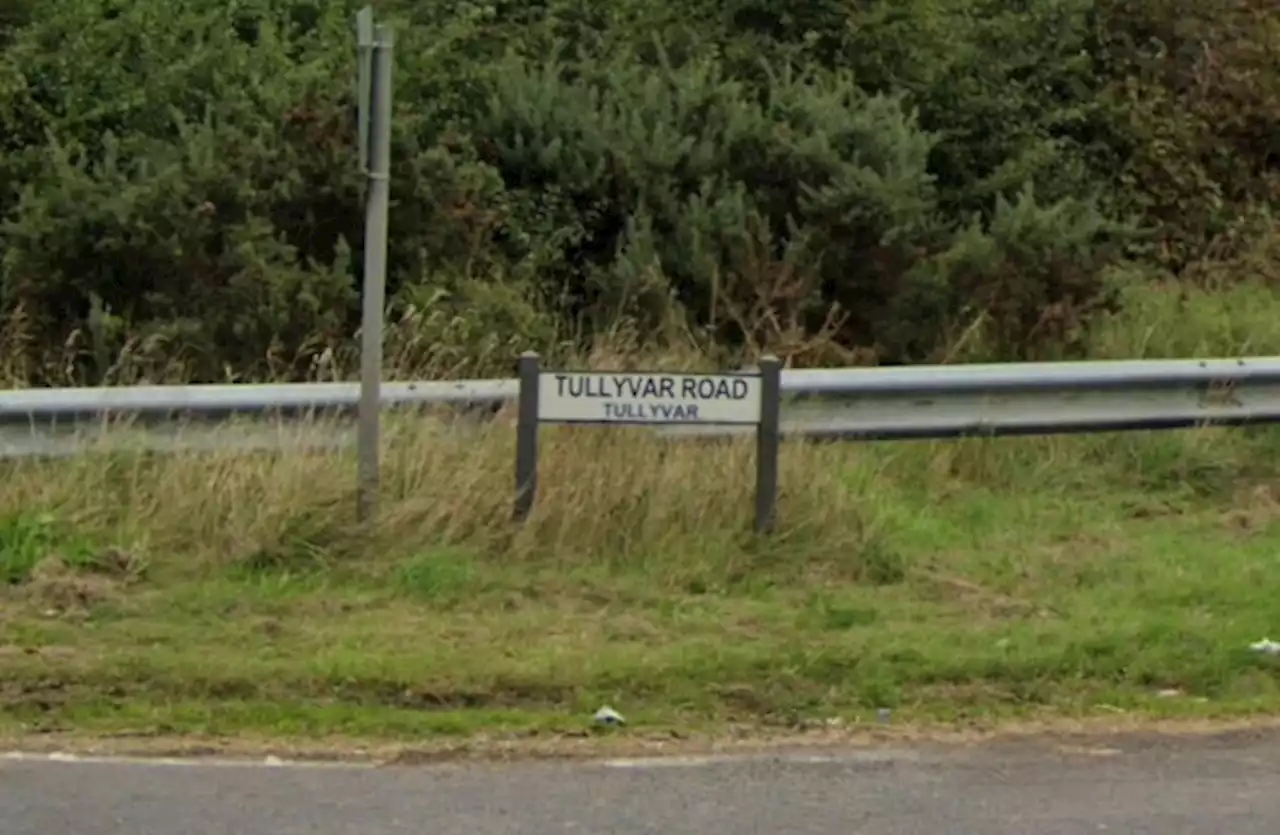 Three dead and four injured after collision involving minivan and lorry in Tyrone