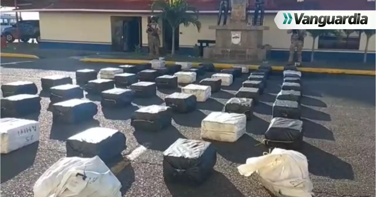 Panamá decomisa más de 1.360 kilos de cocaína con la ayuda de Colombia