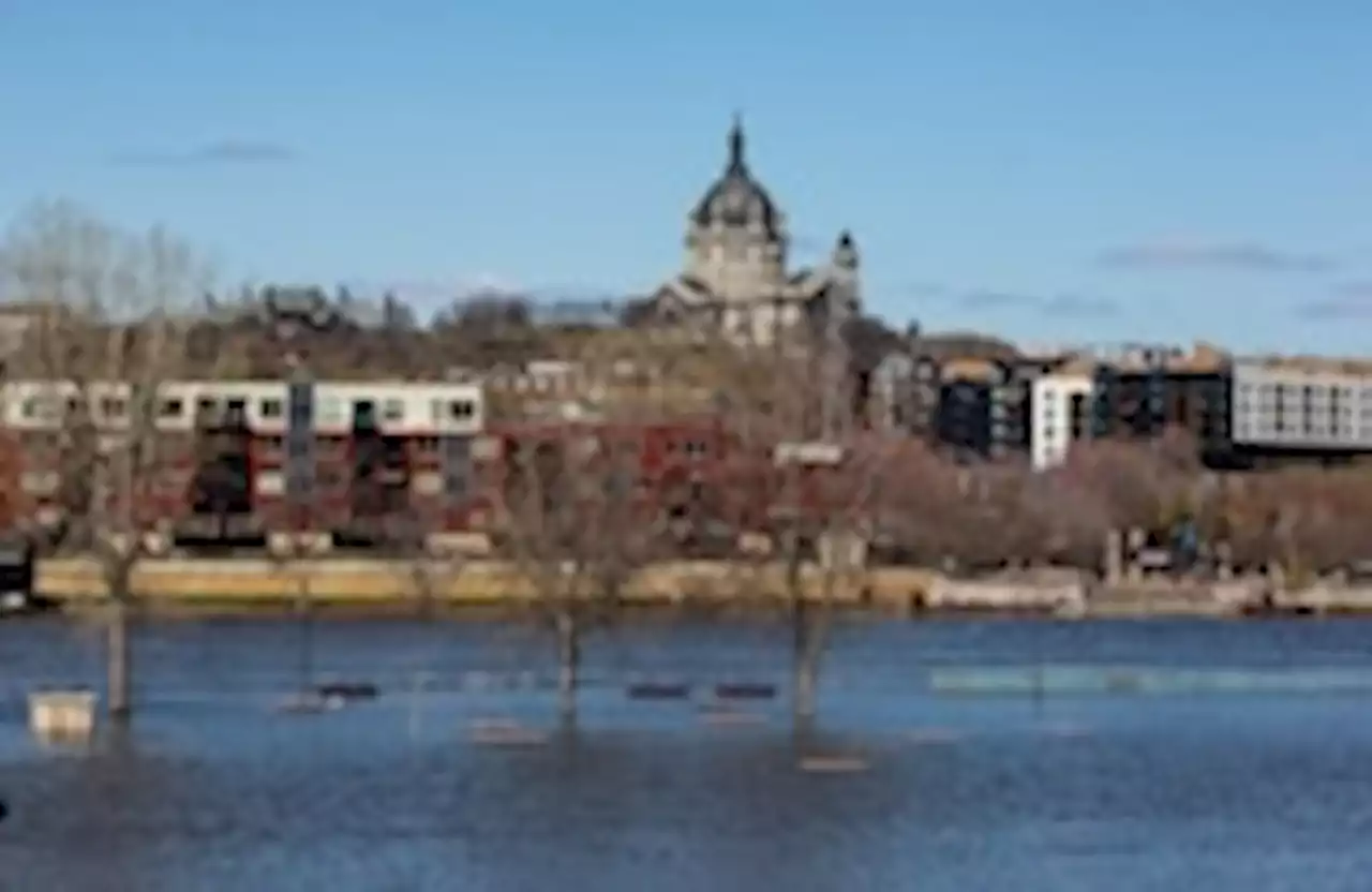 Recently parched Mississippi River faces major floods as record snows melt