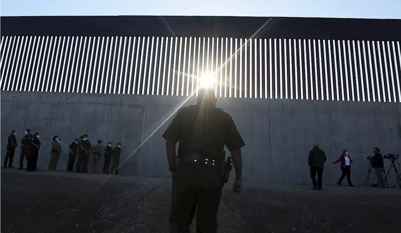 Texas eyes building its own border patrol to defy Biden