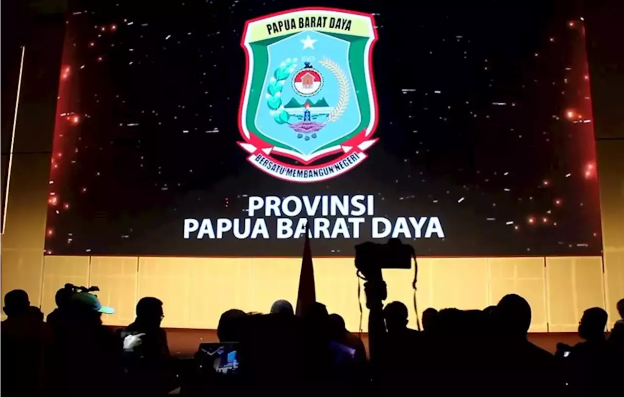 Lambang Daerah Papua Barat Daya Resmi Dikibarkan Di G