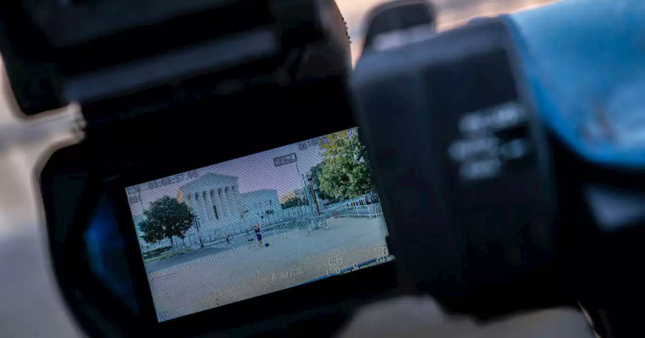 Bipartisan group of senators optimistic about push to allow cameras in federal courtrooms