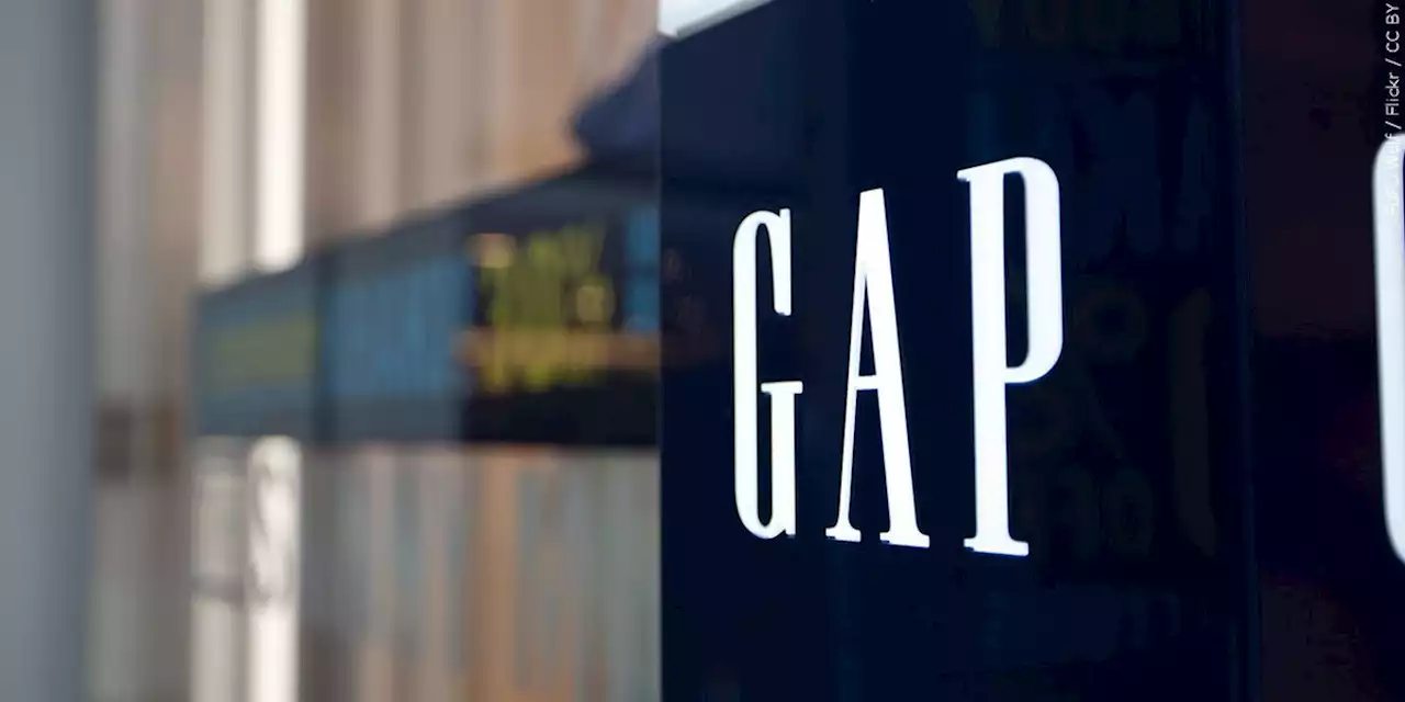 Gap cuts 1,800 corporate jobs amid sales slump