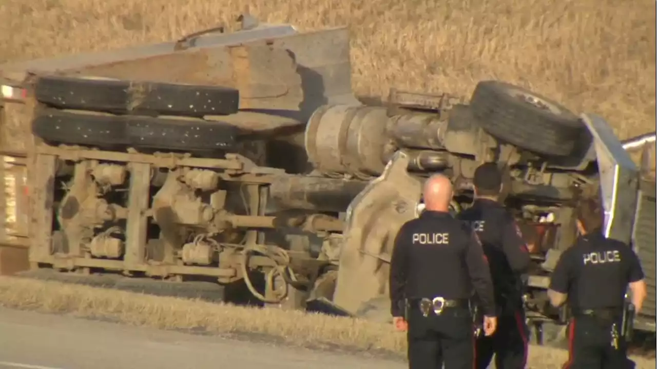 1 dead, 1 injured in crash along Deerfoot Trail