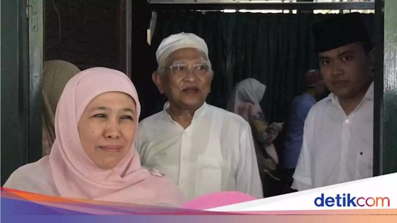 1,5 Jam Temui Gus Mus di Rembang, Khofifah Ungkap Isi Pembicaraan