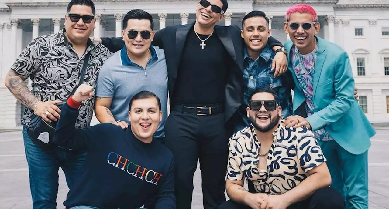 Grupo Firme recibe duras críticas por polémica fiesta en alberca junto a Tekashi 69