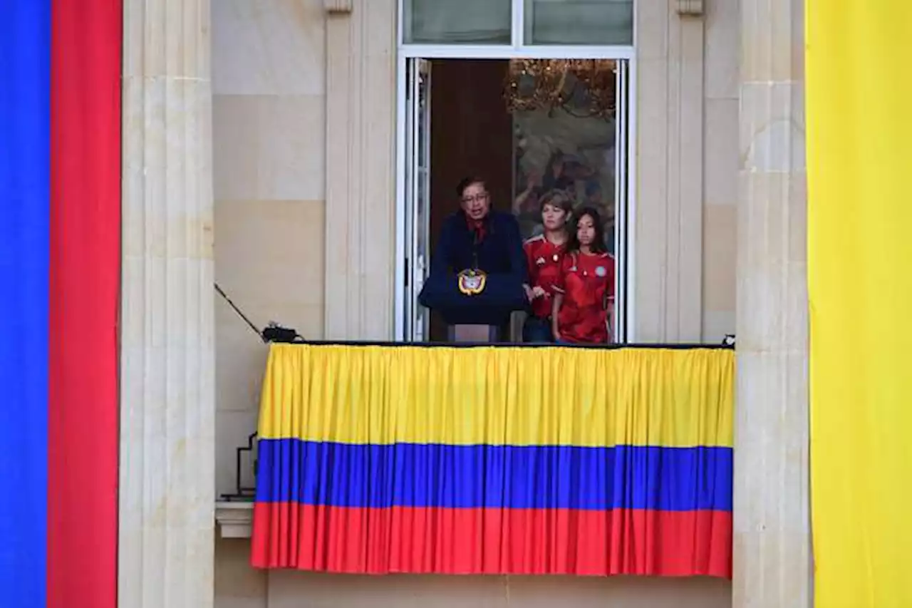 Petro hará un balconazo el 1 de mayo, a pesar de una petición de Roy Barreras