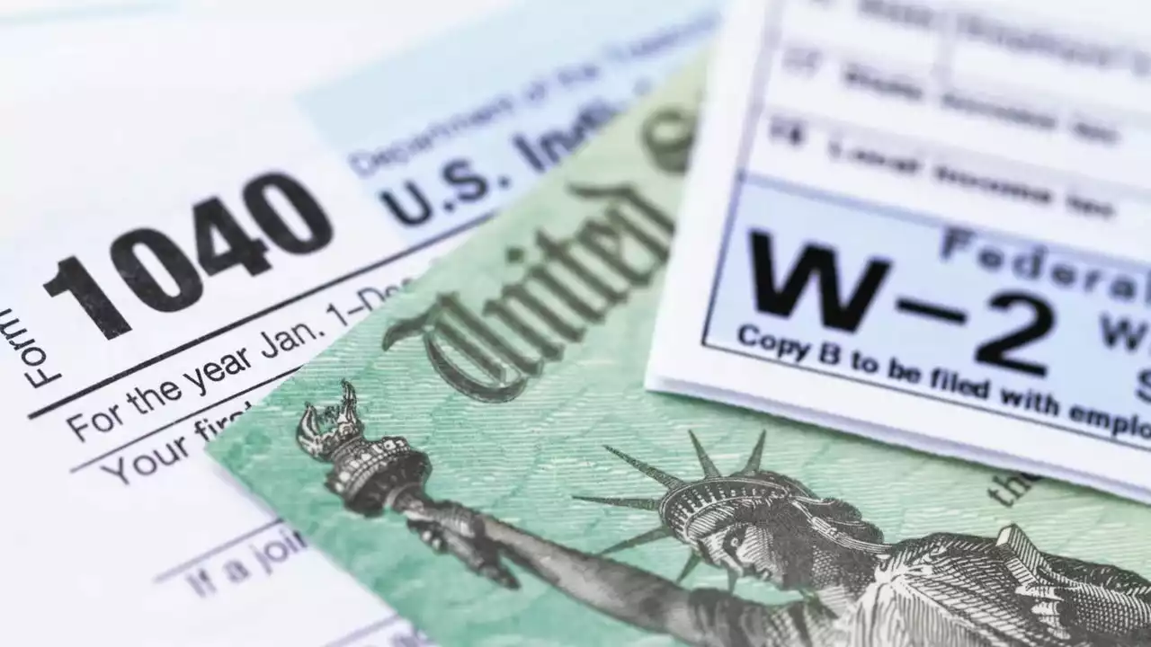 Texas tax preparer gets prison time for helping file false tax returns