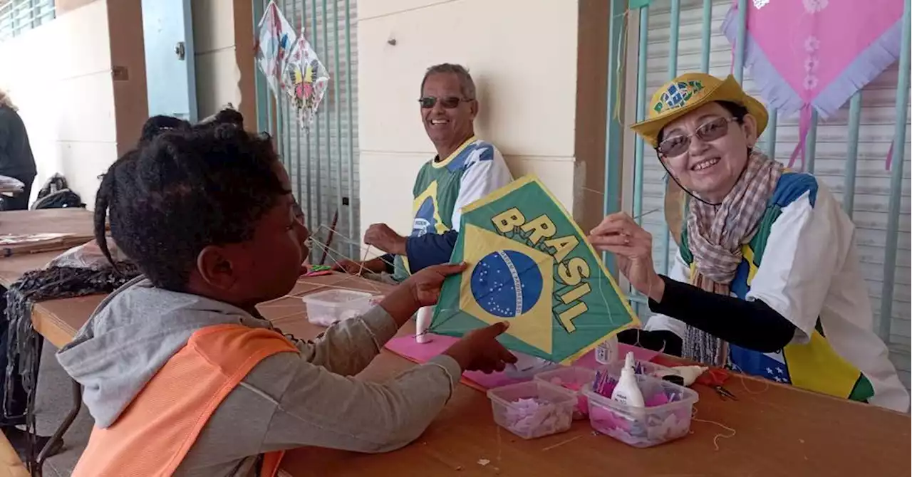 À Martigues, les fans de cerf-volant du monde entier ont rendez-vous tout le week-end