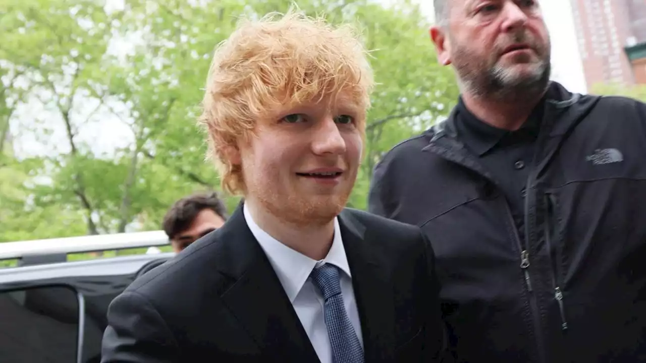 Show di Ed Sheeran al processo per plagio: canta e suona davanti alla giuria di New York