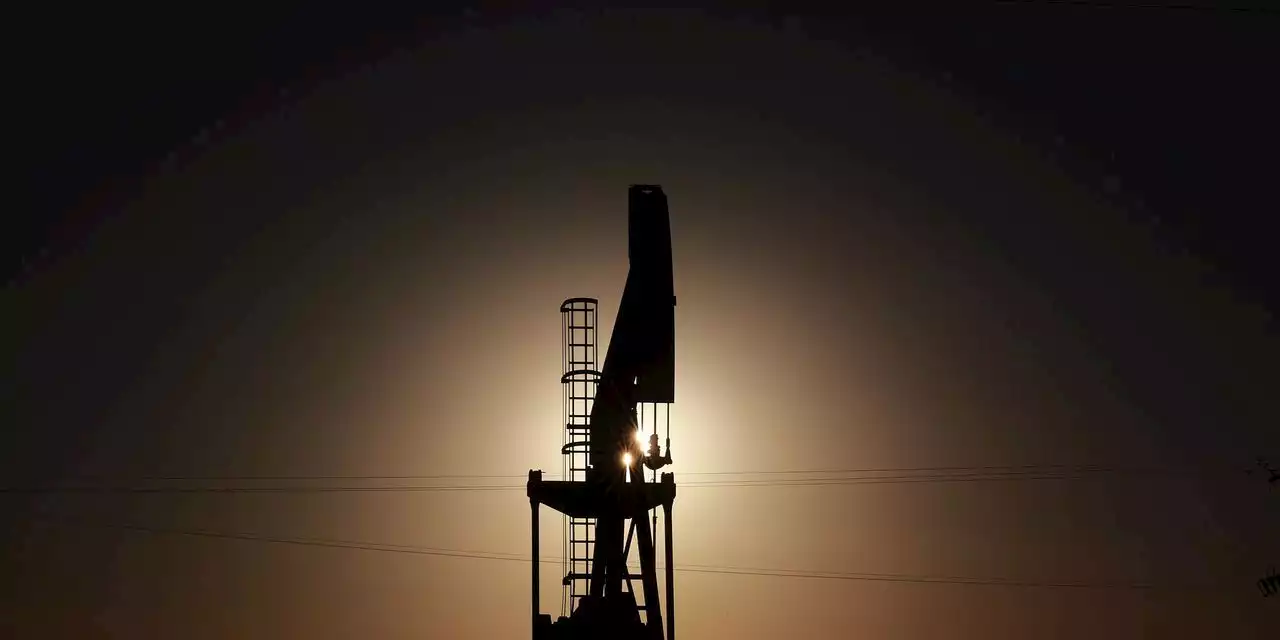 Oil prices on track for April decline despite OPEC+ production cuts