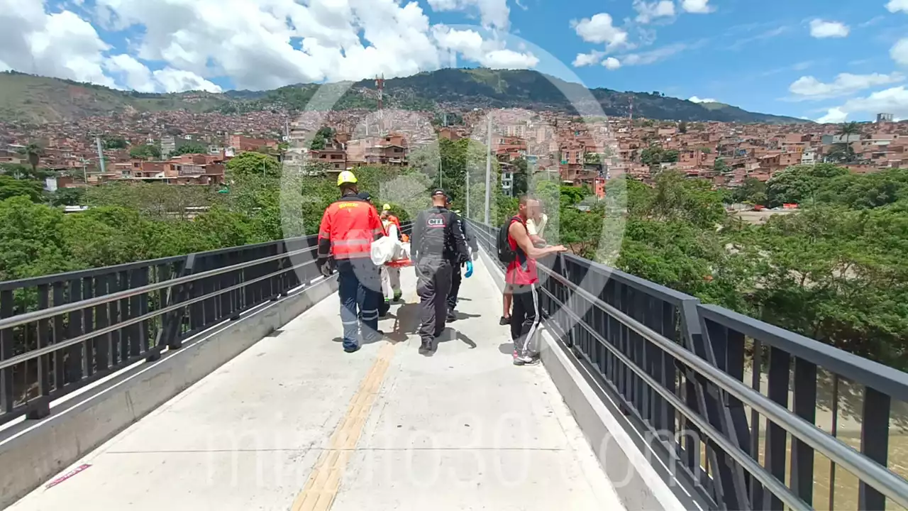 [VIDEO] Ya recuperaron el cadáver que estaba en el río Medellín