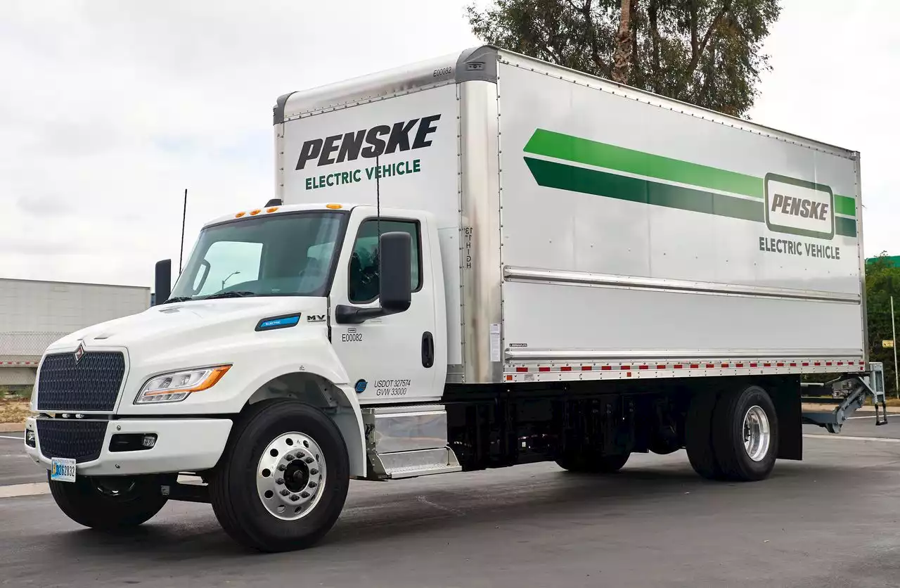 Penske Truck Leasing to acquire Michigan-based transportation services company