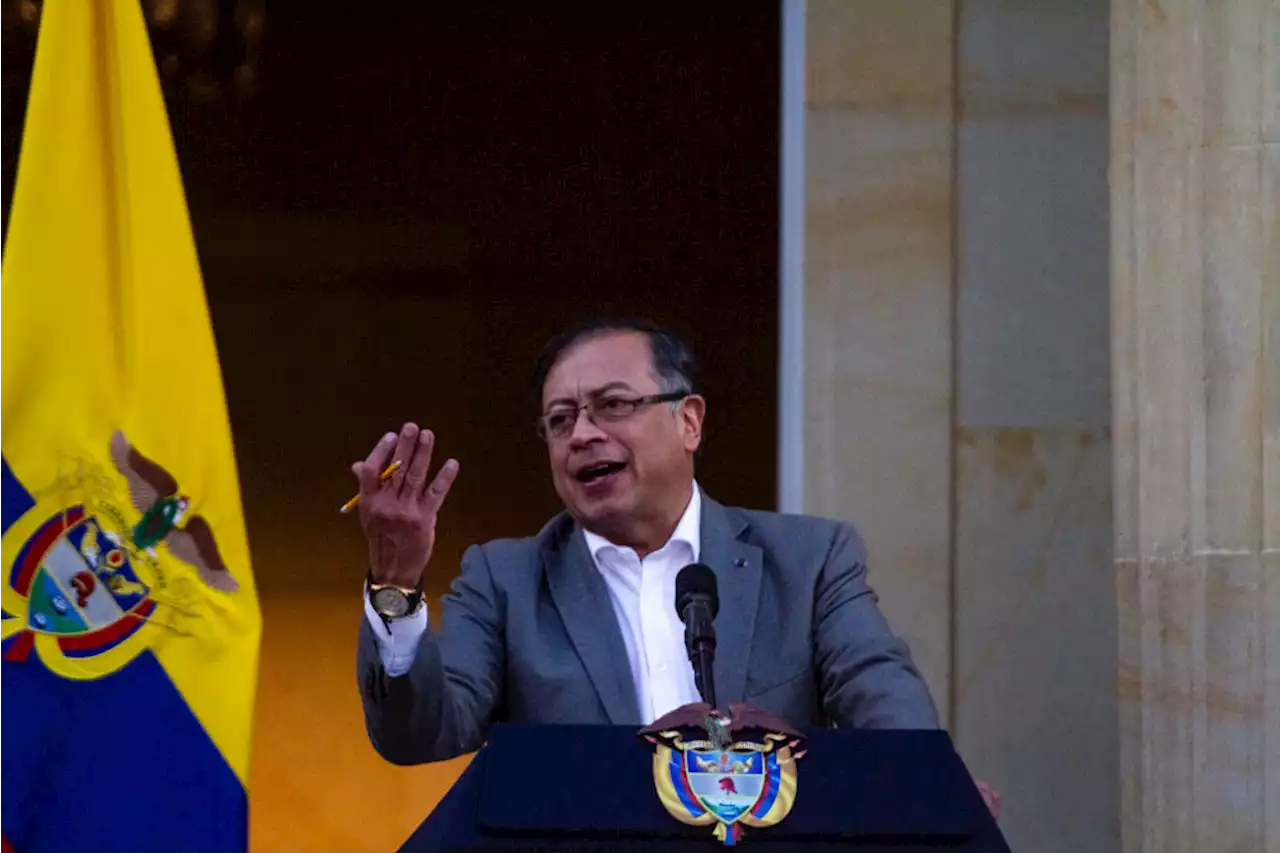 Gustavo Petro fijó fecha para presentar a sus nuevos ministros y hacer nuevo 'balconazo' - Pulzo