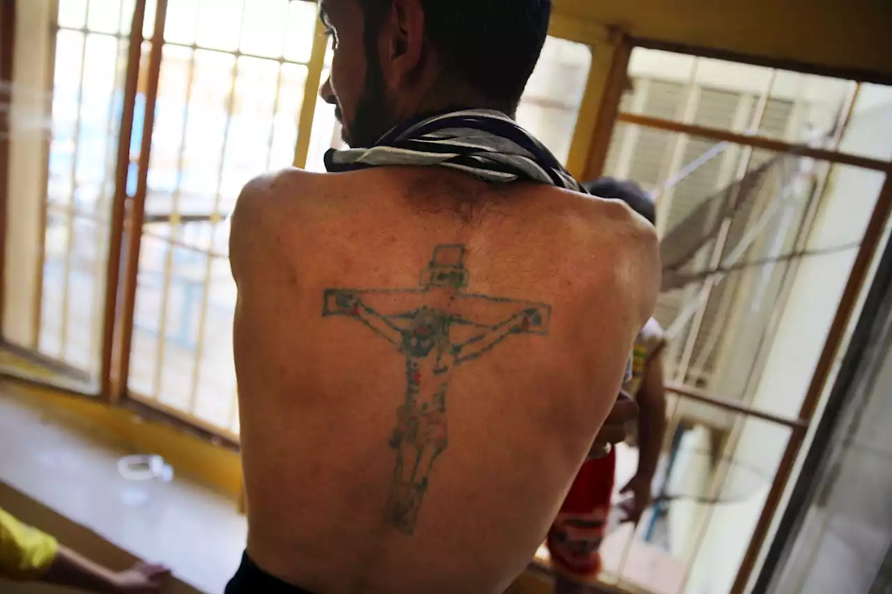 La fe se lleva en la piel en Austria: iglesia ofrece tatuajes para atraer feligreses - Pulzo