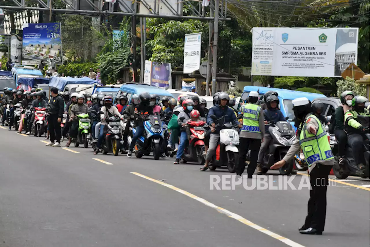 Antisipasi Macet, Polres Cianjur Berlakukan Satu Arah Menuju Bogor