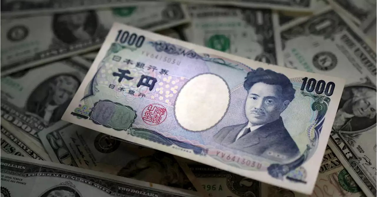 Yen slumps after BOJ maintains ultra-low rates; dollar headed for monthly loss