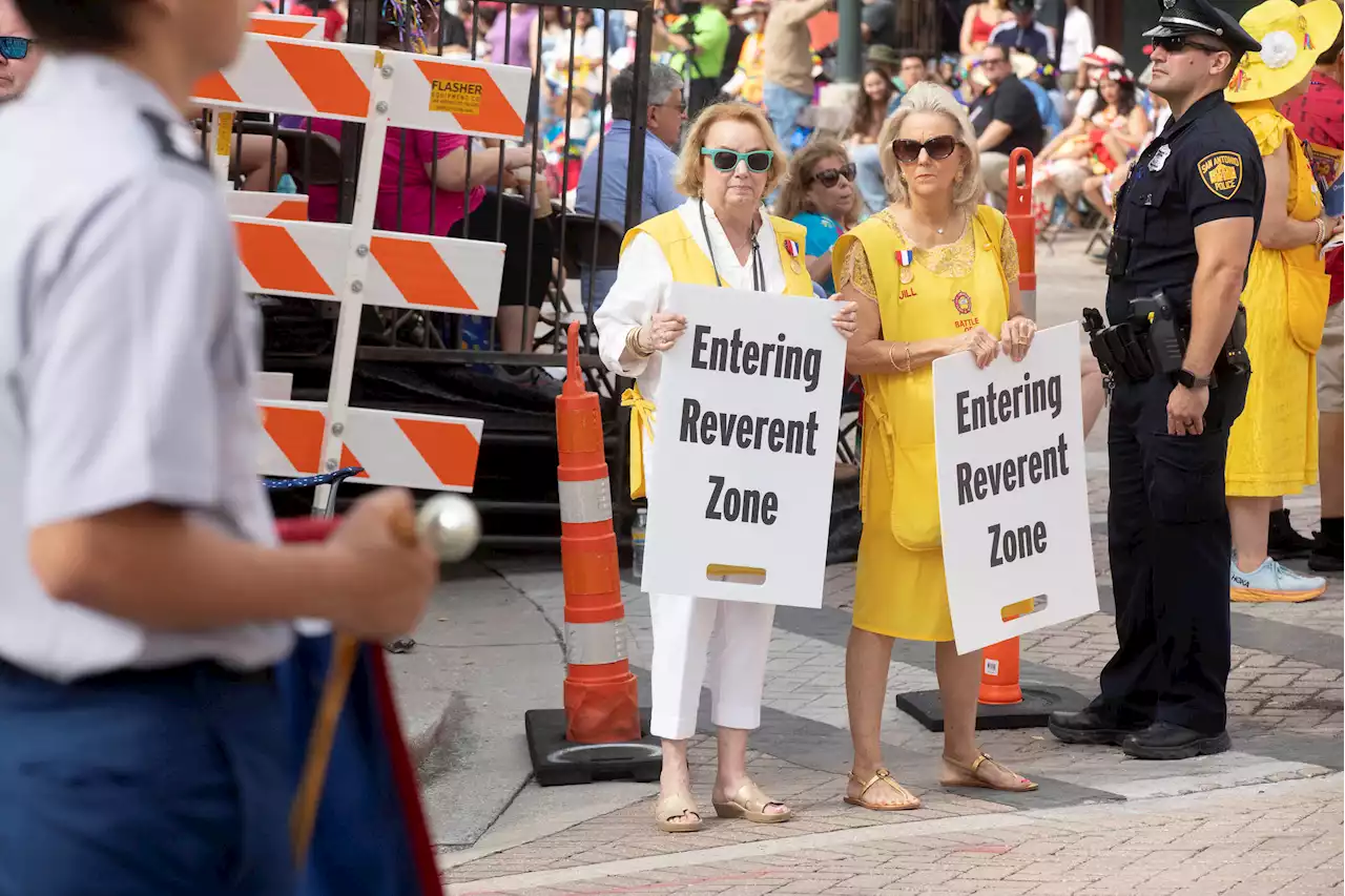 Alamo 'reverent zone' changes how Fiesta parades honors battle site