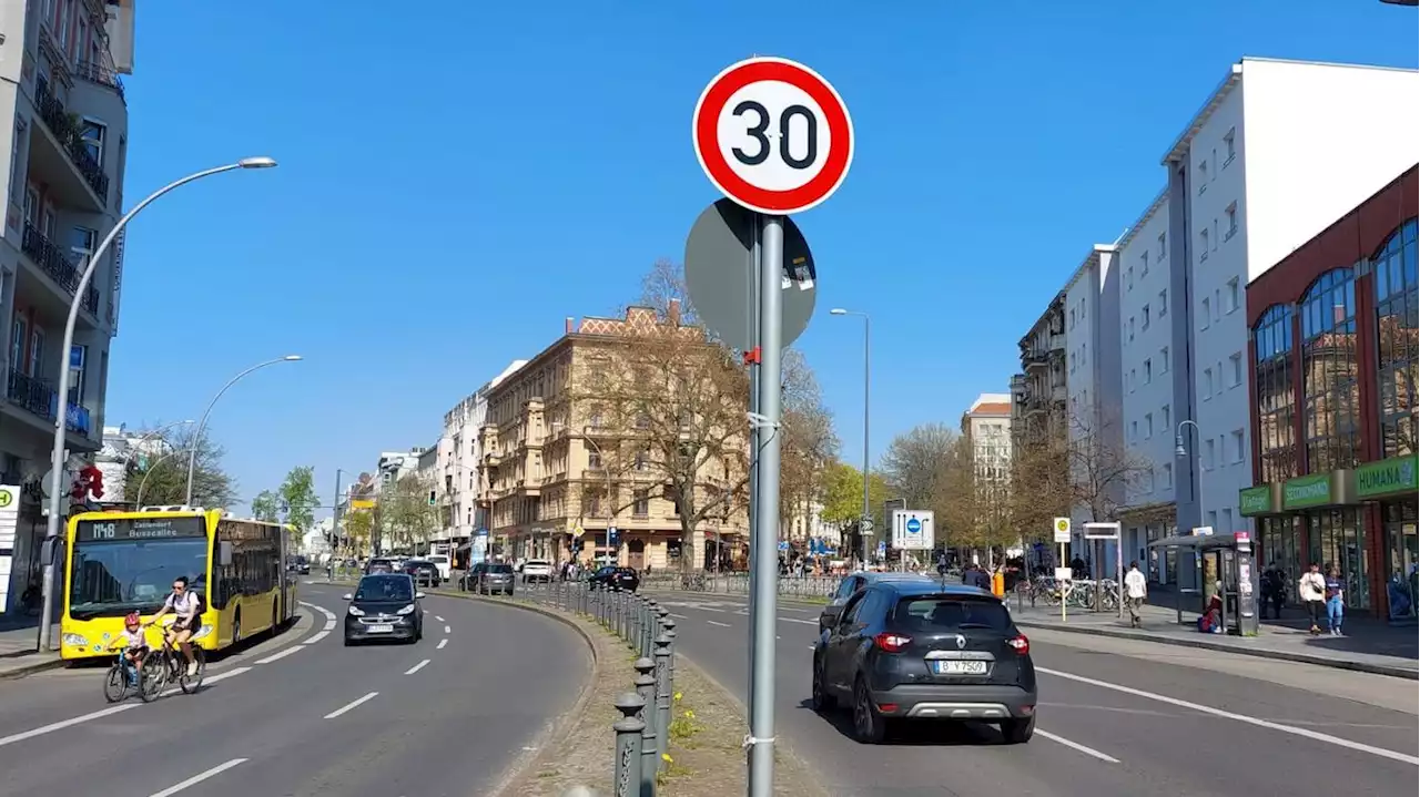 „Situation für Radfahrer sehr gefährlich“: Die Hauptstraße in Berlin-Schöneberg soll geschützte Radspuren bekommen