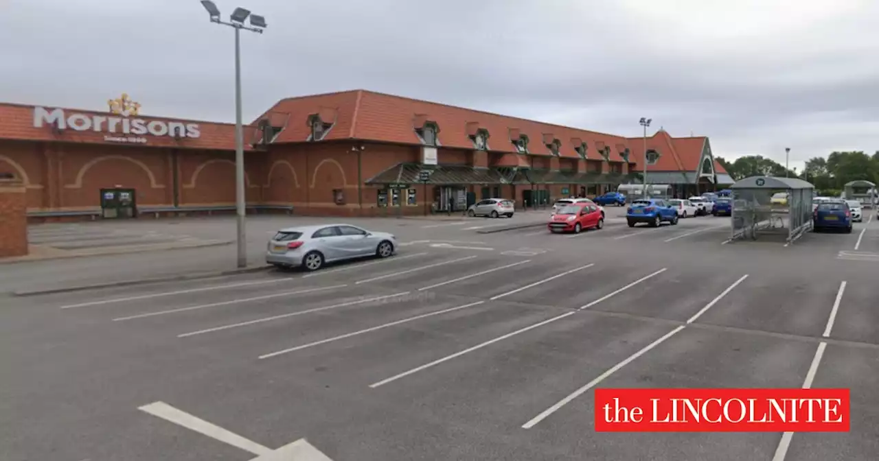 Man found dead in supermarket car park near Grimsby