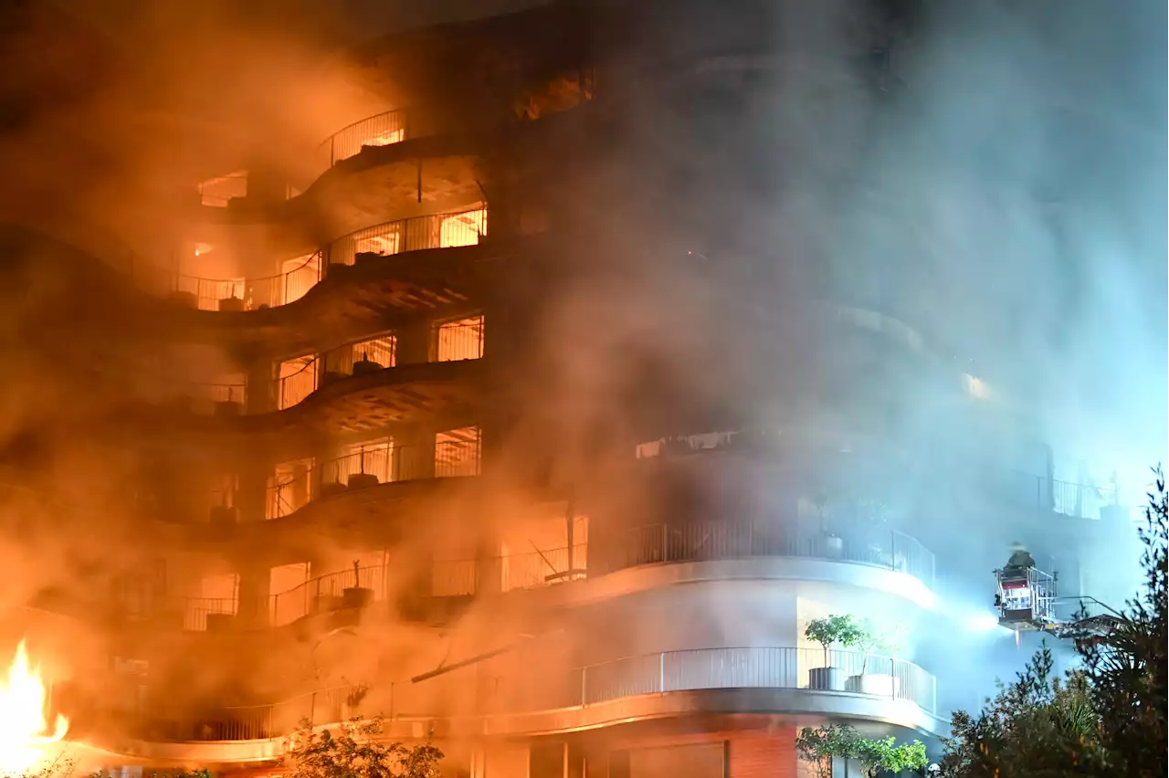 Shocking moment fire engulfs Turkey apartment block in Brit holiday hotspot