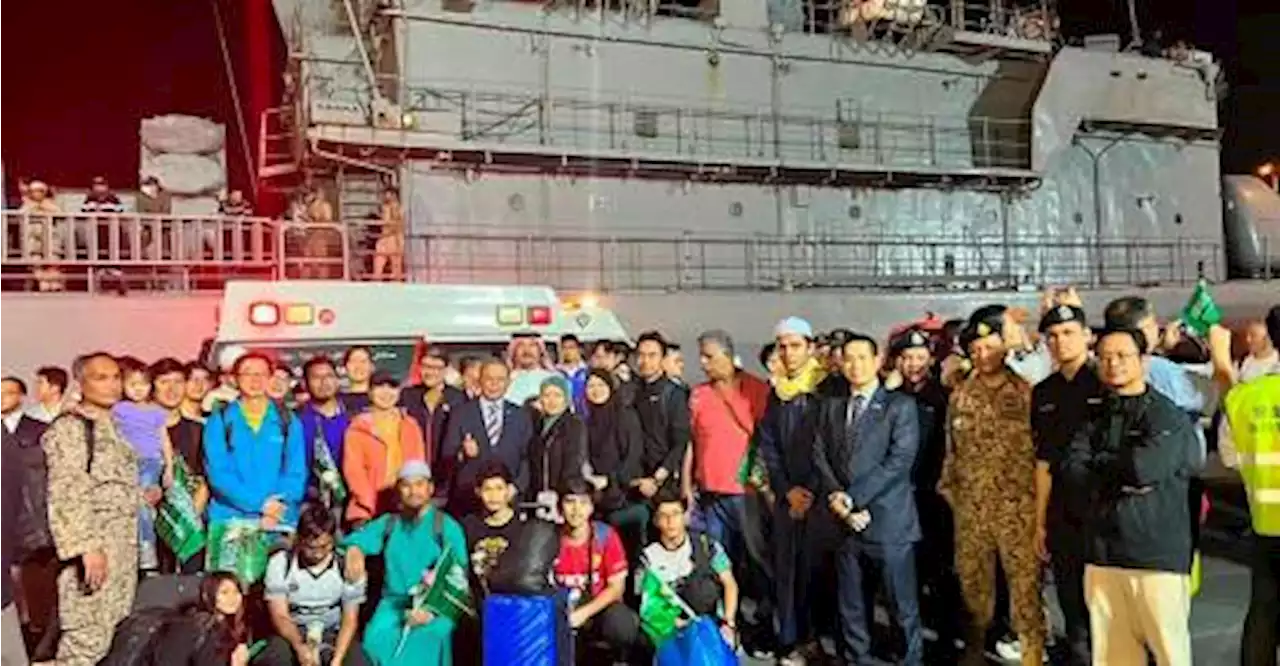 Ops Sudan: 30 Malaysians arrive home today