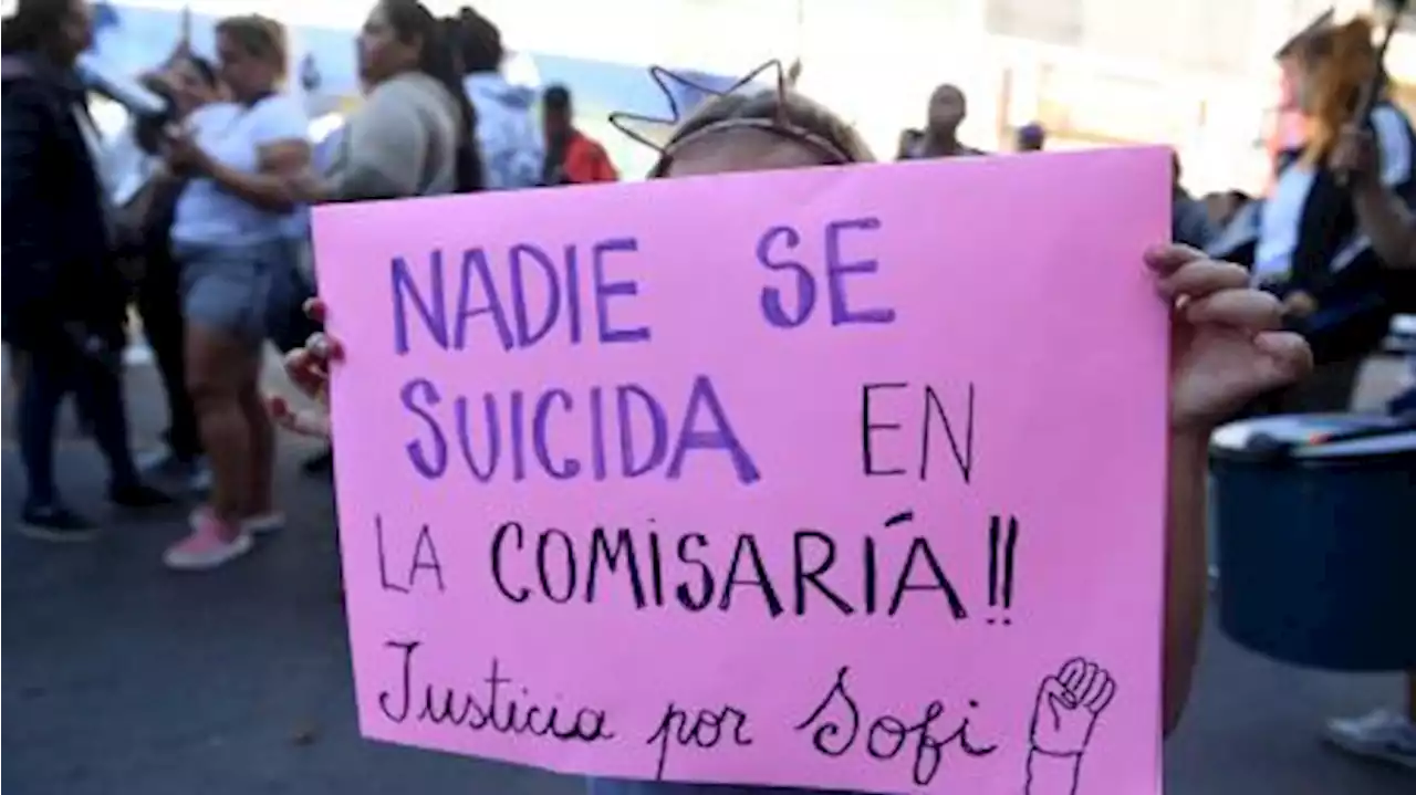 Pidieron investigar la muerte de una mujer trans en una comisaría de Derqui