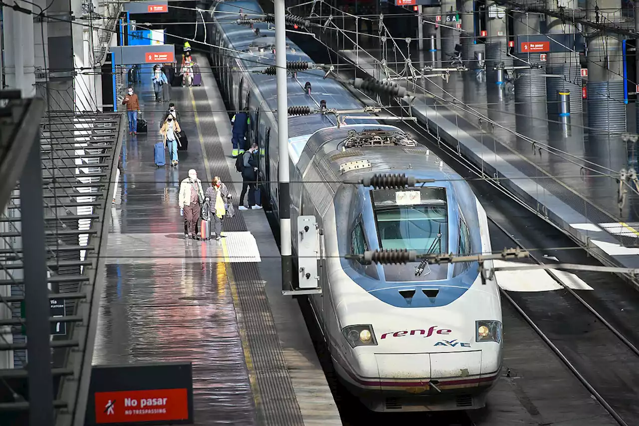 Renfe transportó este viernes a 108.300 viajeros, récord diario en 2023