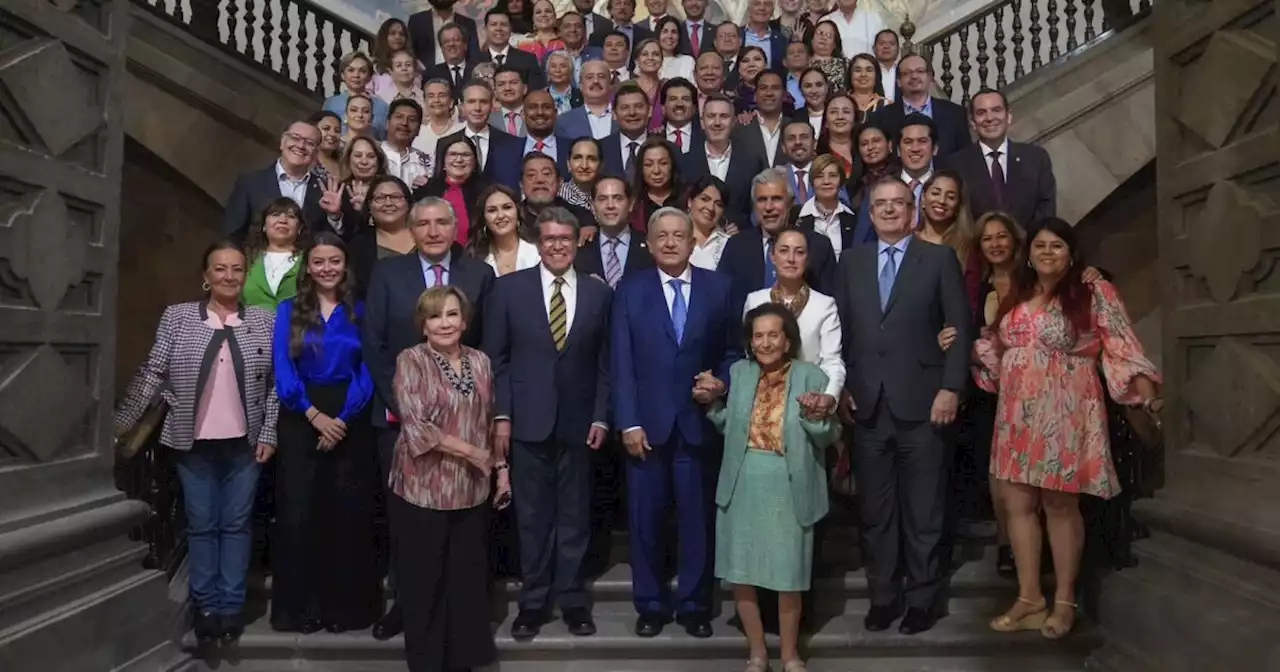 Visita a Palacio Nacional fue un saludo cordial y no “línea”, aseguran senadores