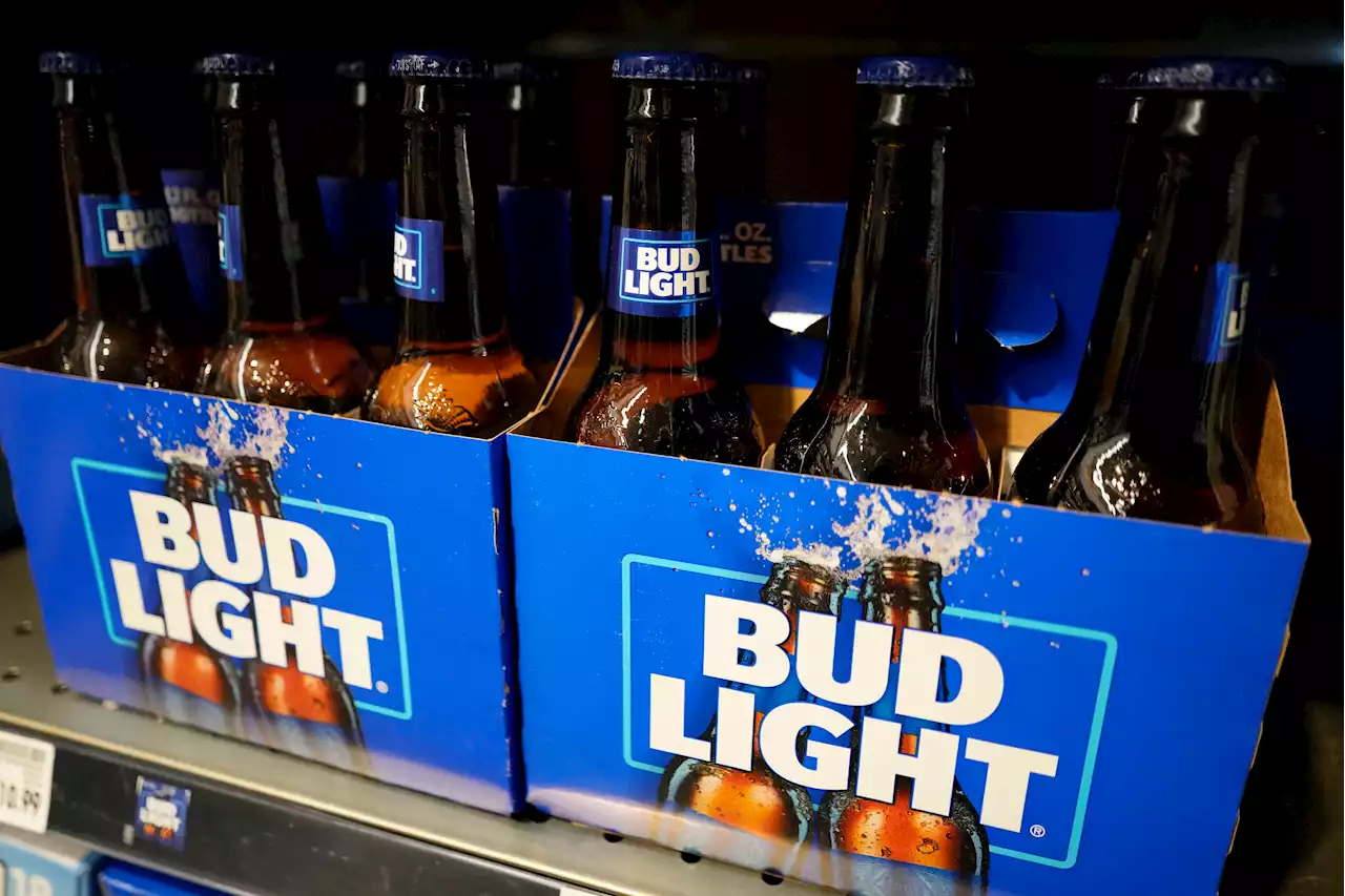 Human Rights Campaign Urges Anheuser-Busch To 'Stand' With Trans Community